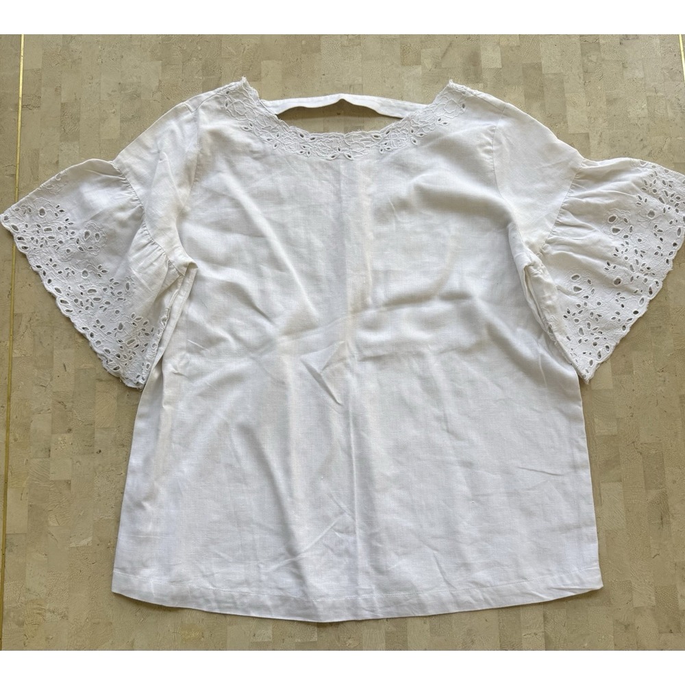 Ann Taylor Linen White Eyelet Flutter Sleeve Shirt Lace Summer Cottage Sz M